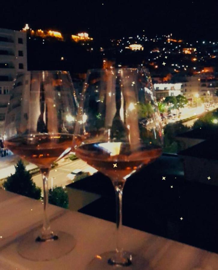Novi'S Luxury Apartment 1 Gjirokastër Esterno foto