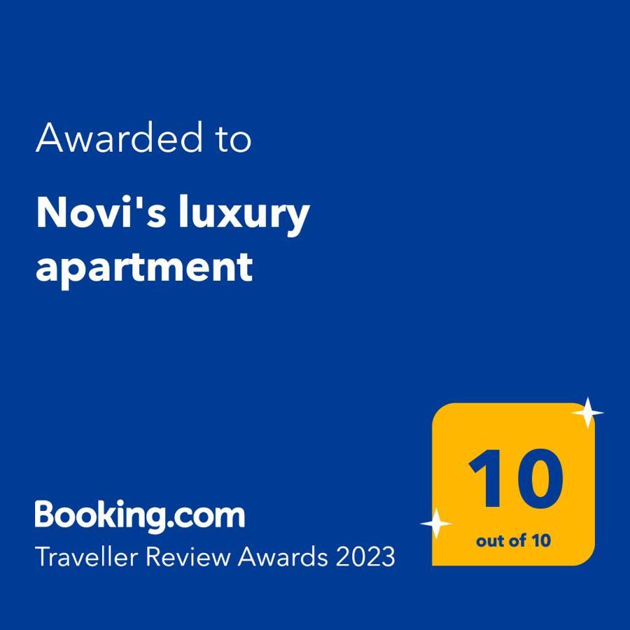 Novi'S Luxury Apartment 1 Gjirokastër Esterno foto